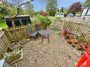 Photo 5- click for photo gallery